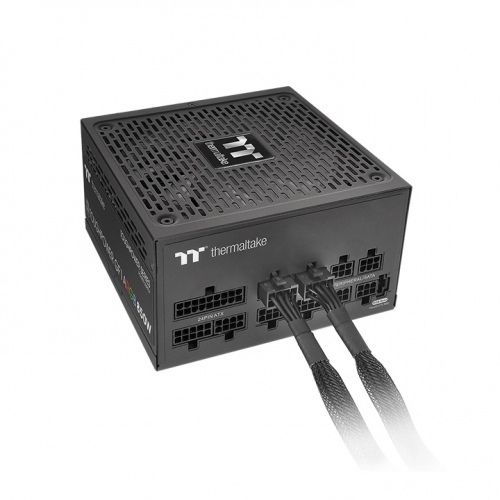 Amazon.com: Thermaltake PCIe 4.0 Dual 90°Degree Connectors